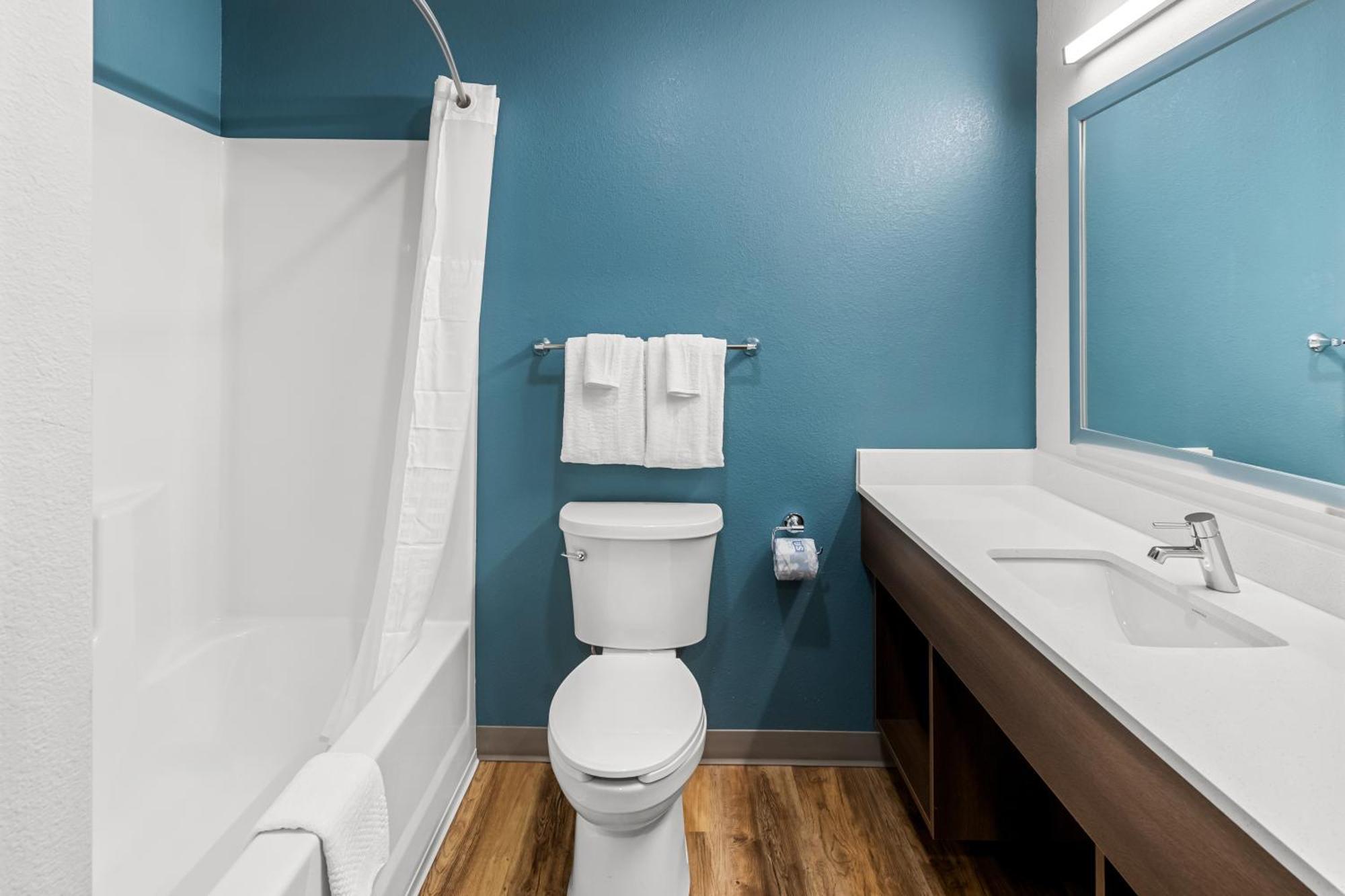 Woodspring Suites Kansas City Airport מראה חיצוני תמונה