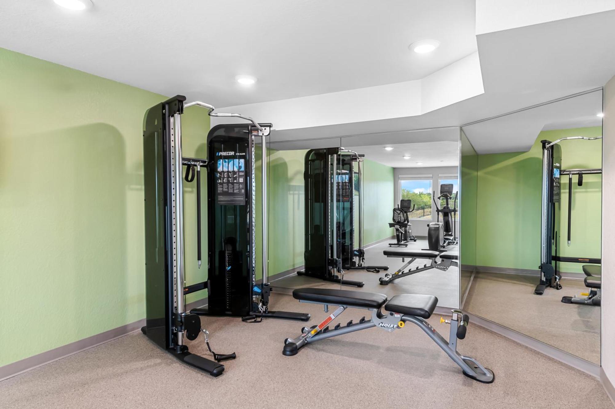 Woodspring Suites Kansas City Airport מראה חיצוני תמונה