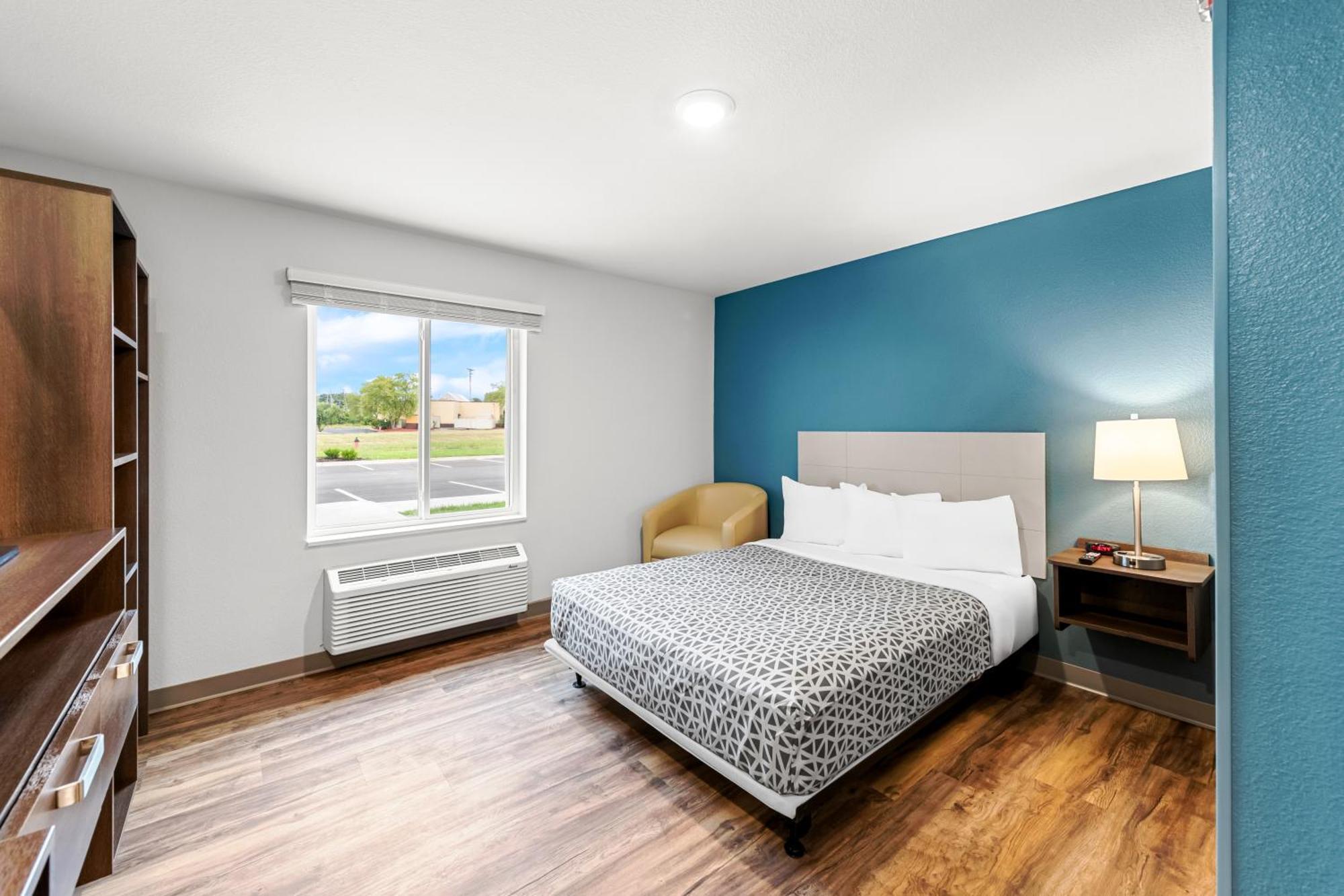 Woodspring Suites Kansas City Airport מראה חיצוני תמונה