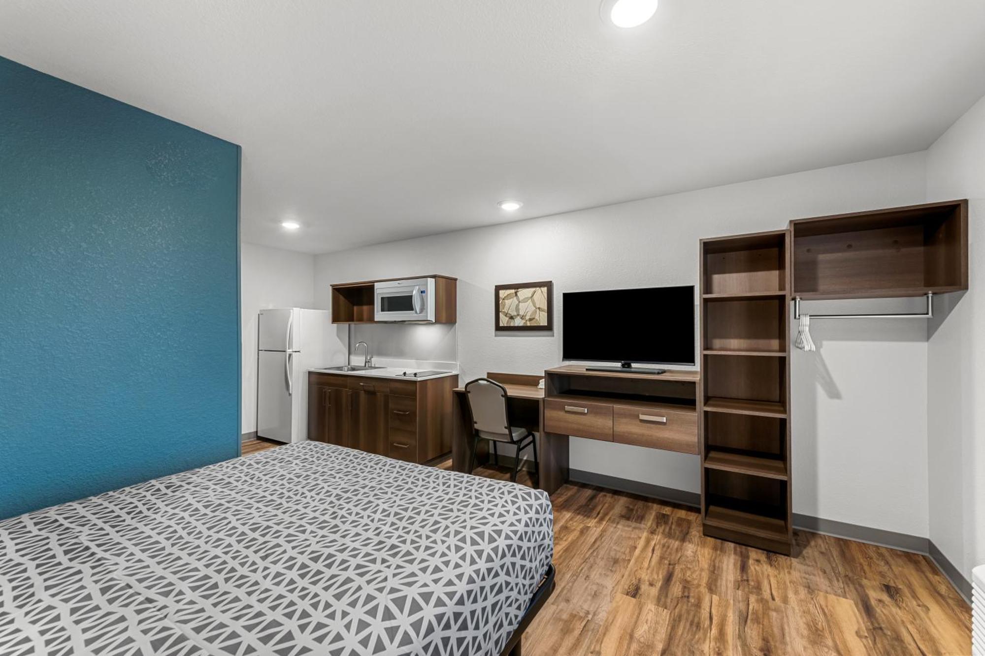 Woodspring Suites Kansas City Airport מראה חיצוני תמונה